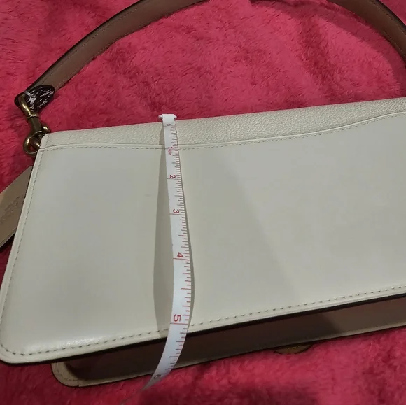 Coach Women's Cream and Tan Patterned Shoulder ag - Picture 8 of 17